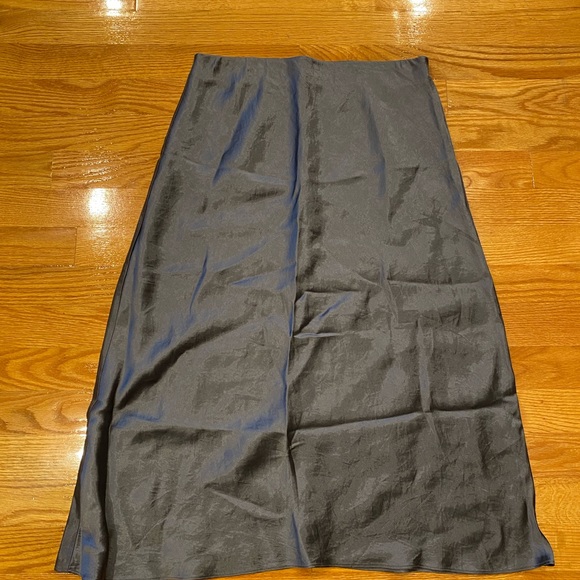 Babaton Slip midi skirt Coal grey size 8 - Picture 3 of 3